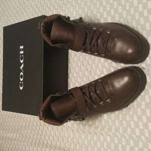 NEW COACH TOMPKIN HIKING BOOTS